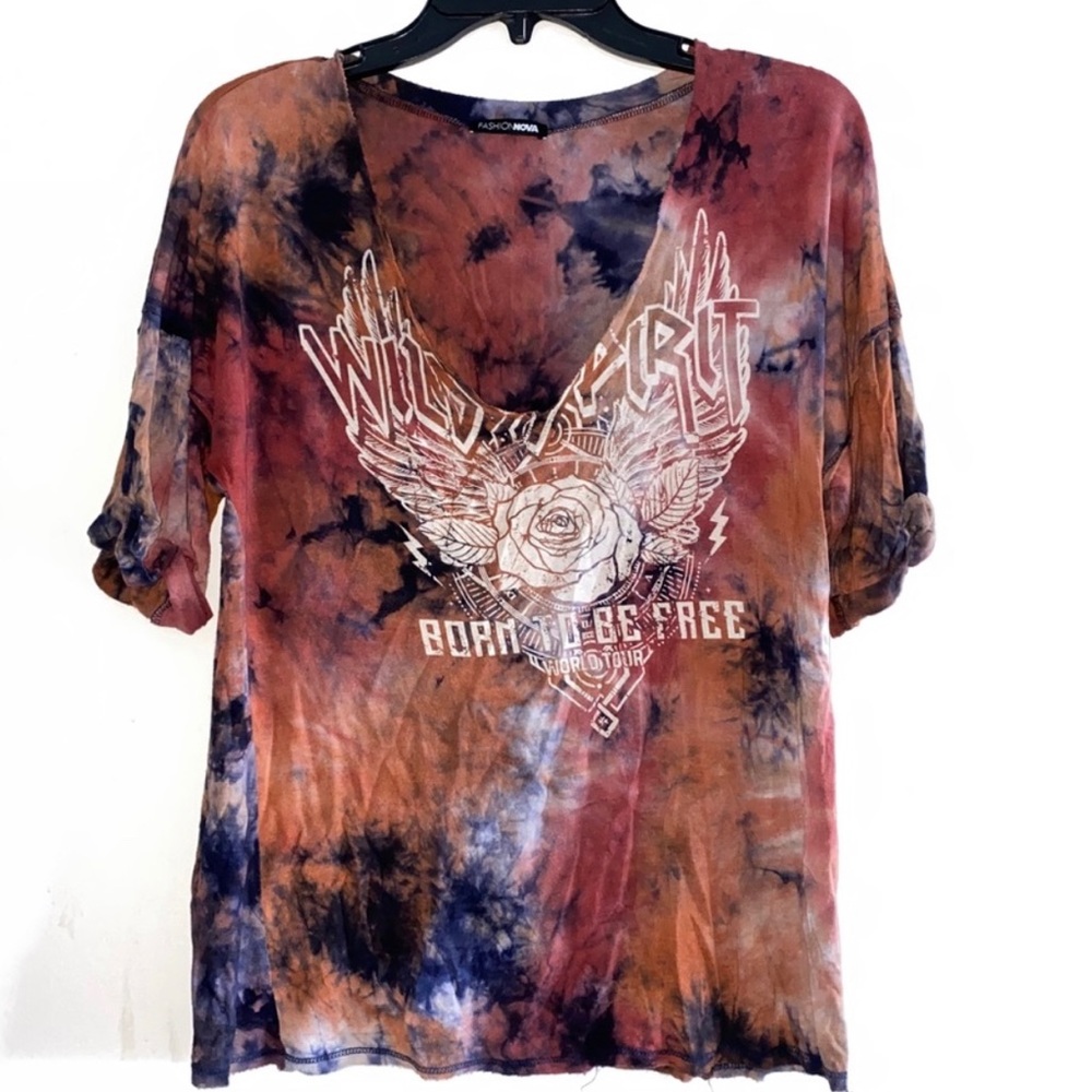 Fashion Nova Born to Be Free Graphic Tee